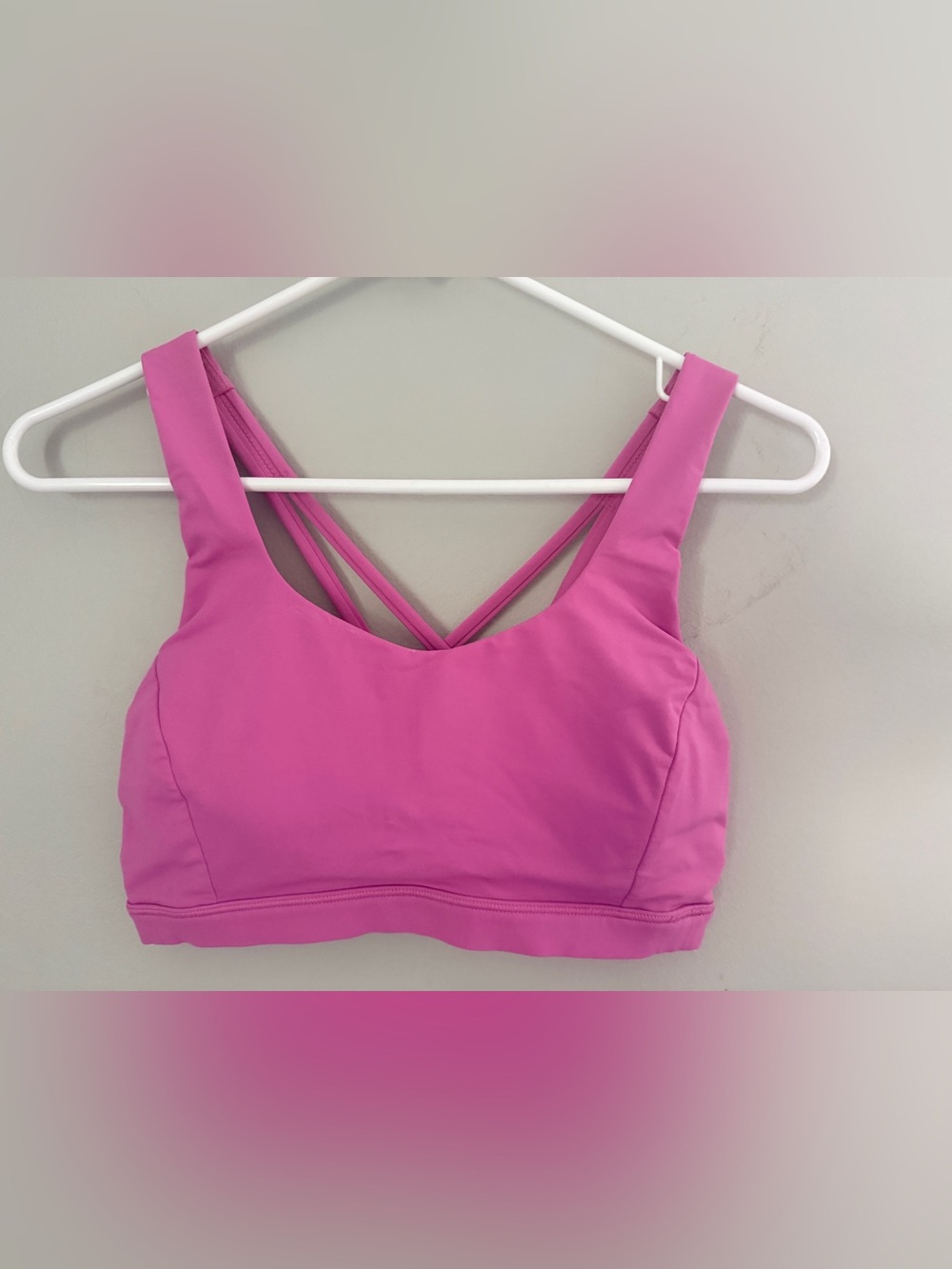 lululemon Energy Bra size 6 with pads